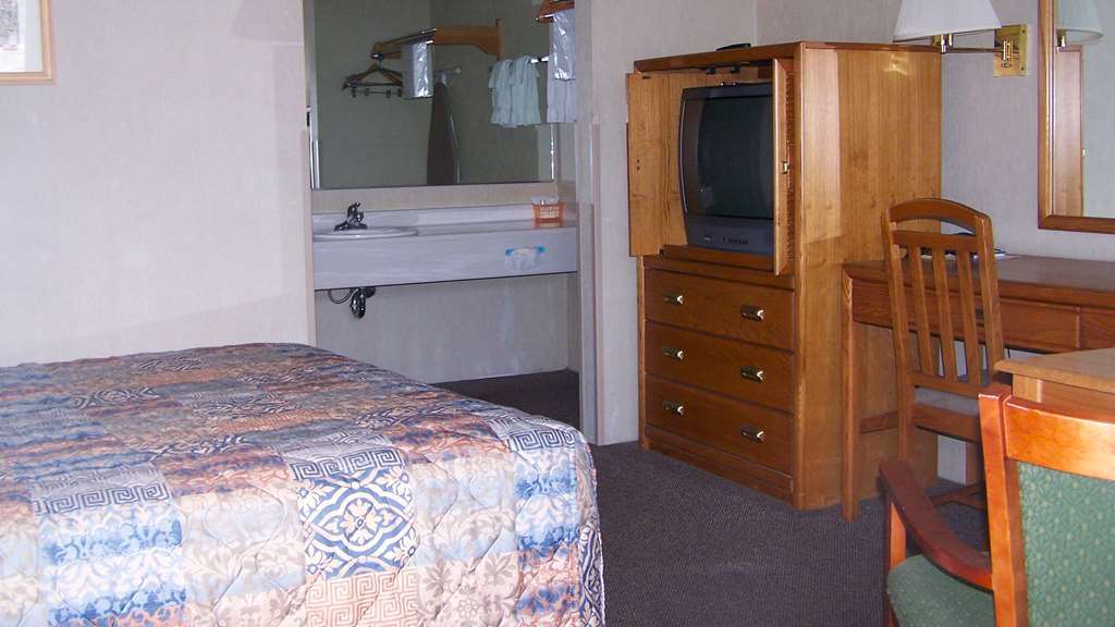 Magnuson Hotel Ely Quarto foto